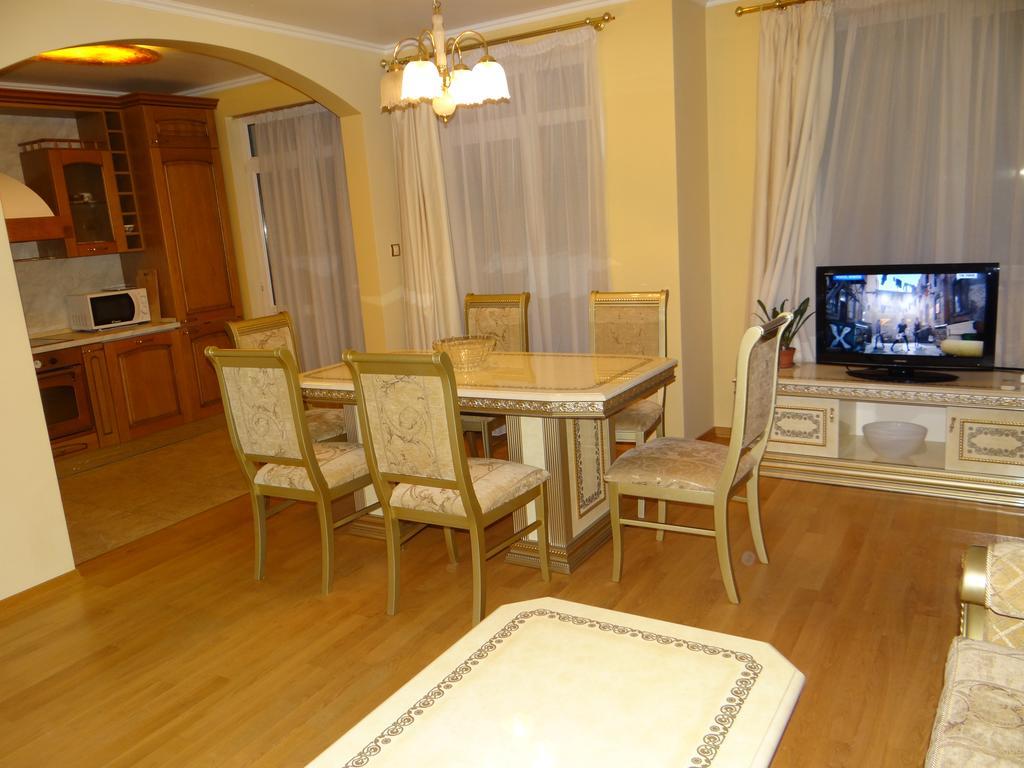 Luxury Versailles Apartments Center Opera Burgas Zewnętrze zdjęcie